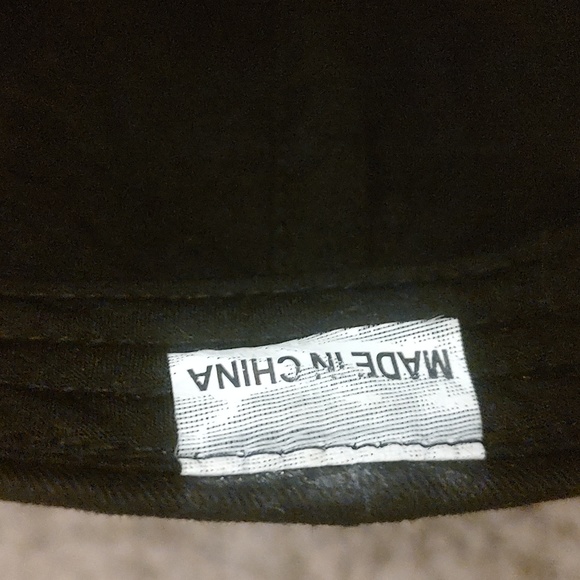 Slotline Embroidered Golf Black Gold Adjustable Hat Cap - Picture 9 of 10